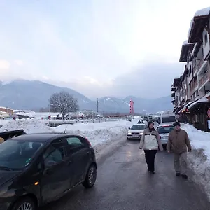 Royal Towers Otel