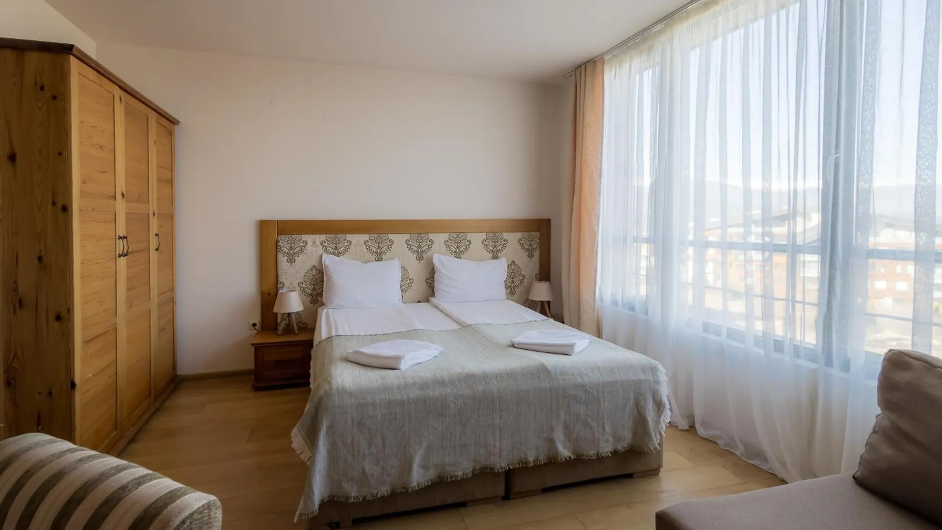 Cornelia Deluxe Residence Bansko 3*,