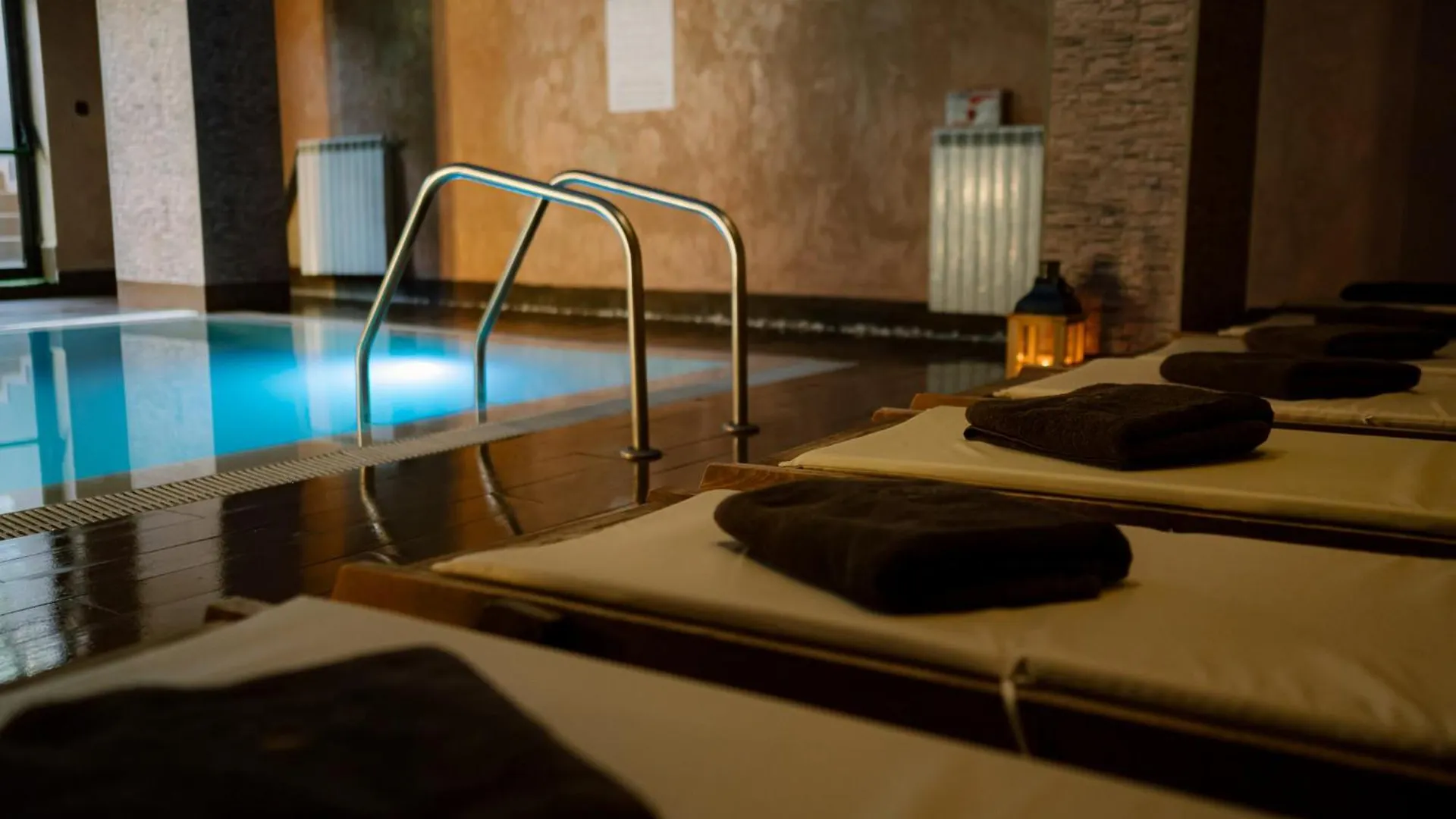 Cornelia Deluxe Residence Bansko Apart Otel